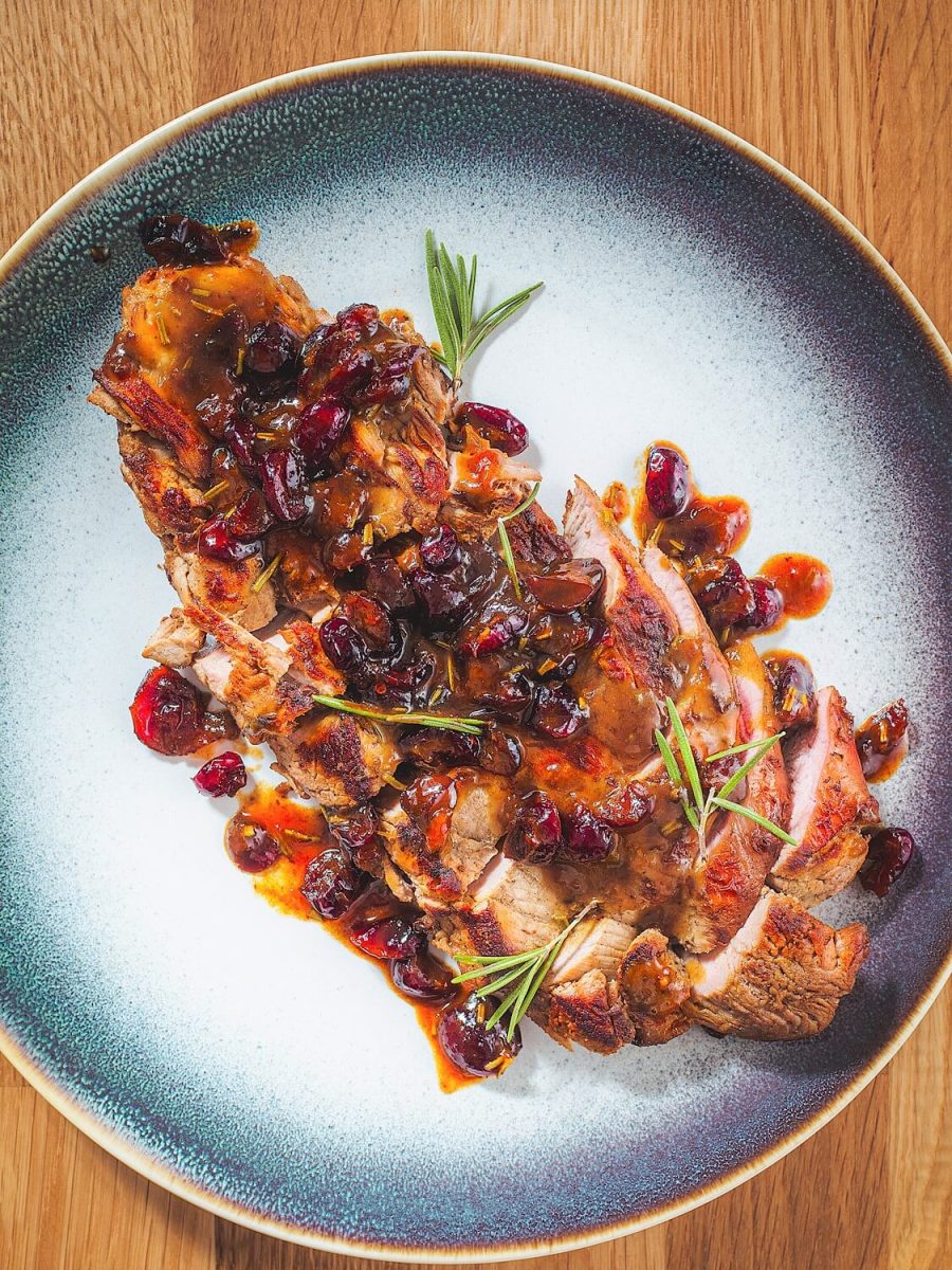 Spice up your midweek meals with our Cranberry Orange Pork Tenderloin! ππ This warm and satisfying dish is ideal for family dinners and sophisticated enough for guests. Quick to prepare and bursting with flavor, itβs your new go-to for any occasion! πβ€οΈ #QuickMeals #FamilyDinner